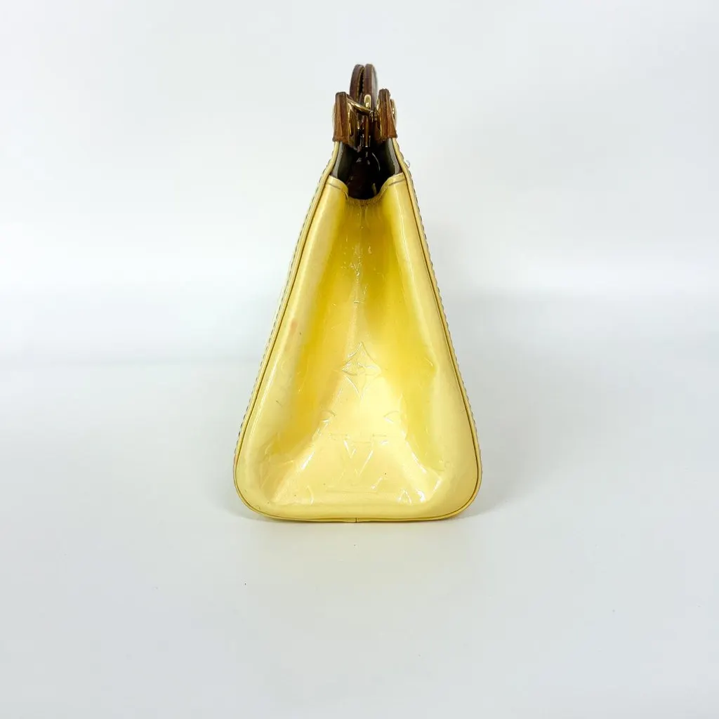 Louis Vuitton Monogram Vernis Roxbury Drive Pearl Beige Good - Inside View