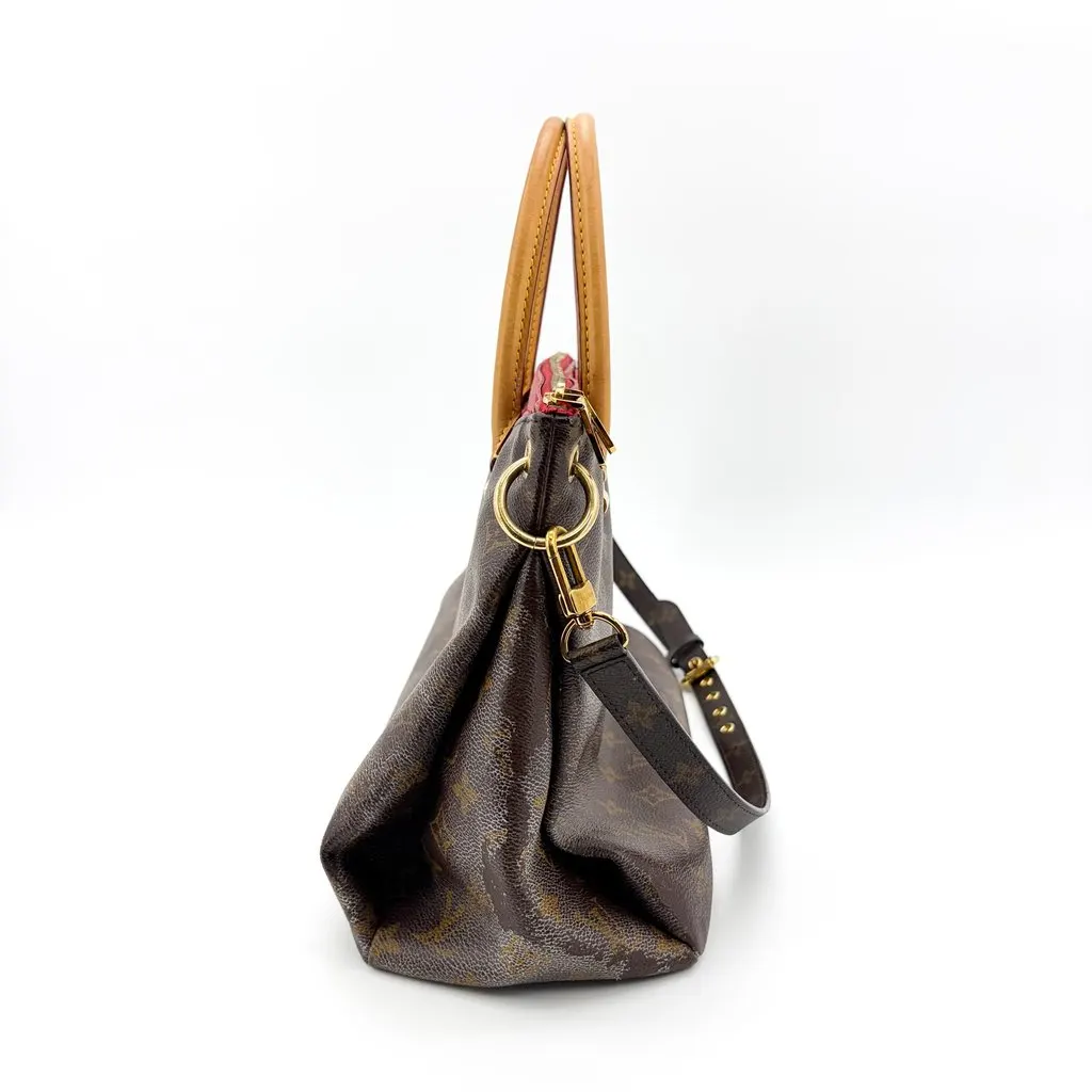 Louis Vuitton Monogram Palace MM Series Brown Canvas Fair - Model View