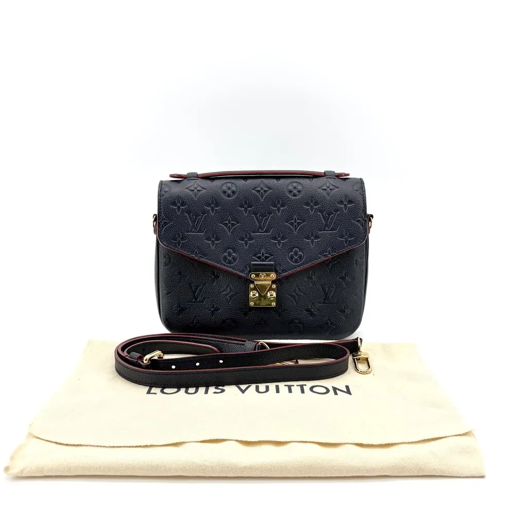 Louis Vuitton Pochette Métis Monogram Empreinte Marine Rouge Gold Leather Very good - Back View