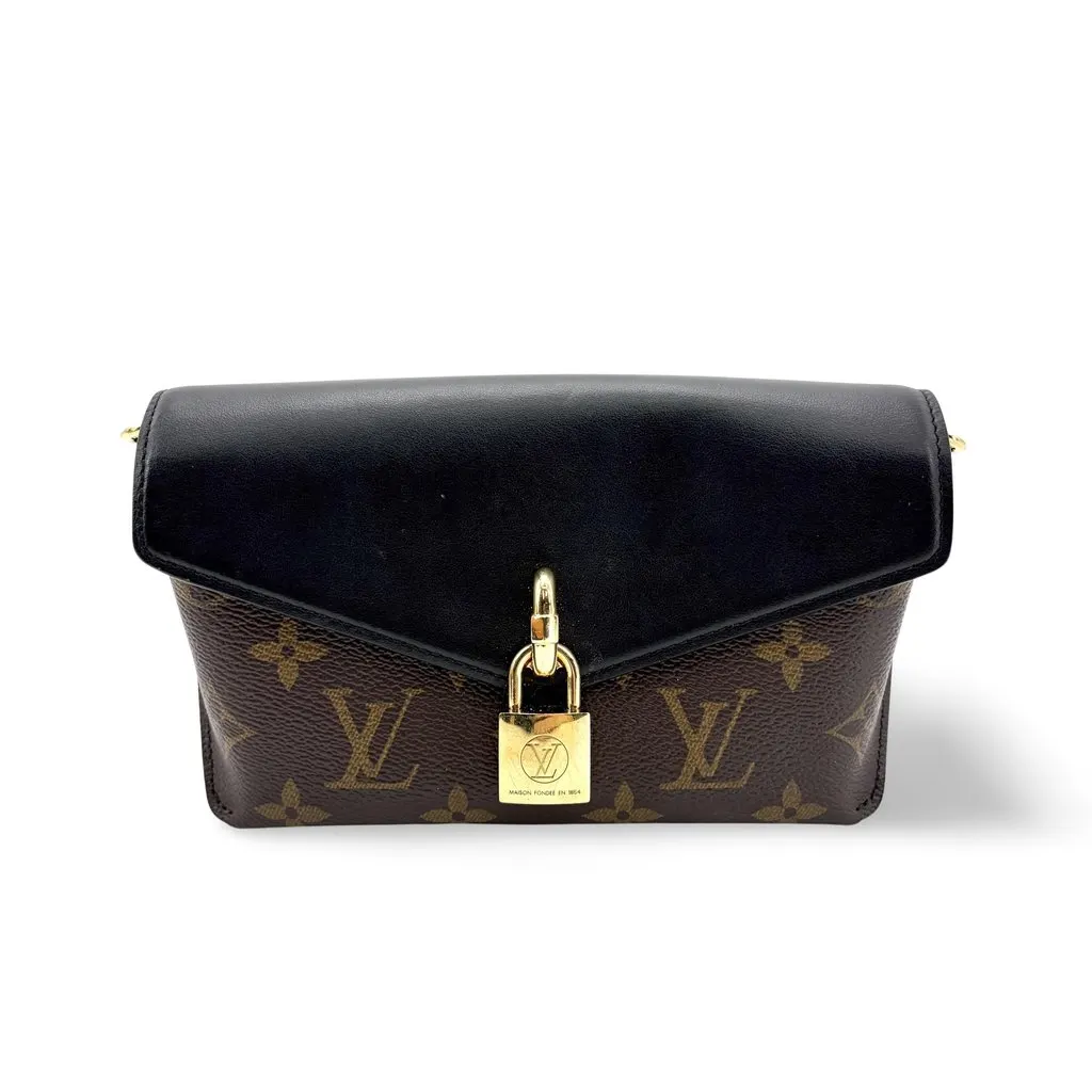 Louis Vuitton Padlock-on Strap Chain Crossbody Bag Black Canvas Very good - Front View