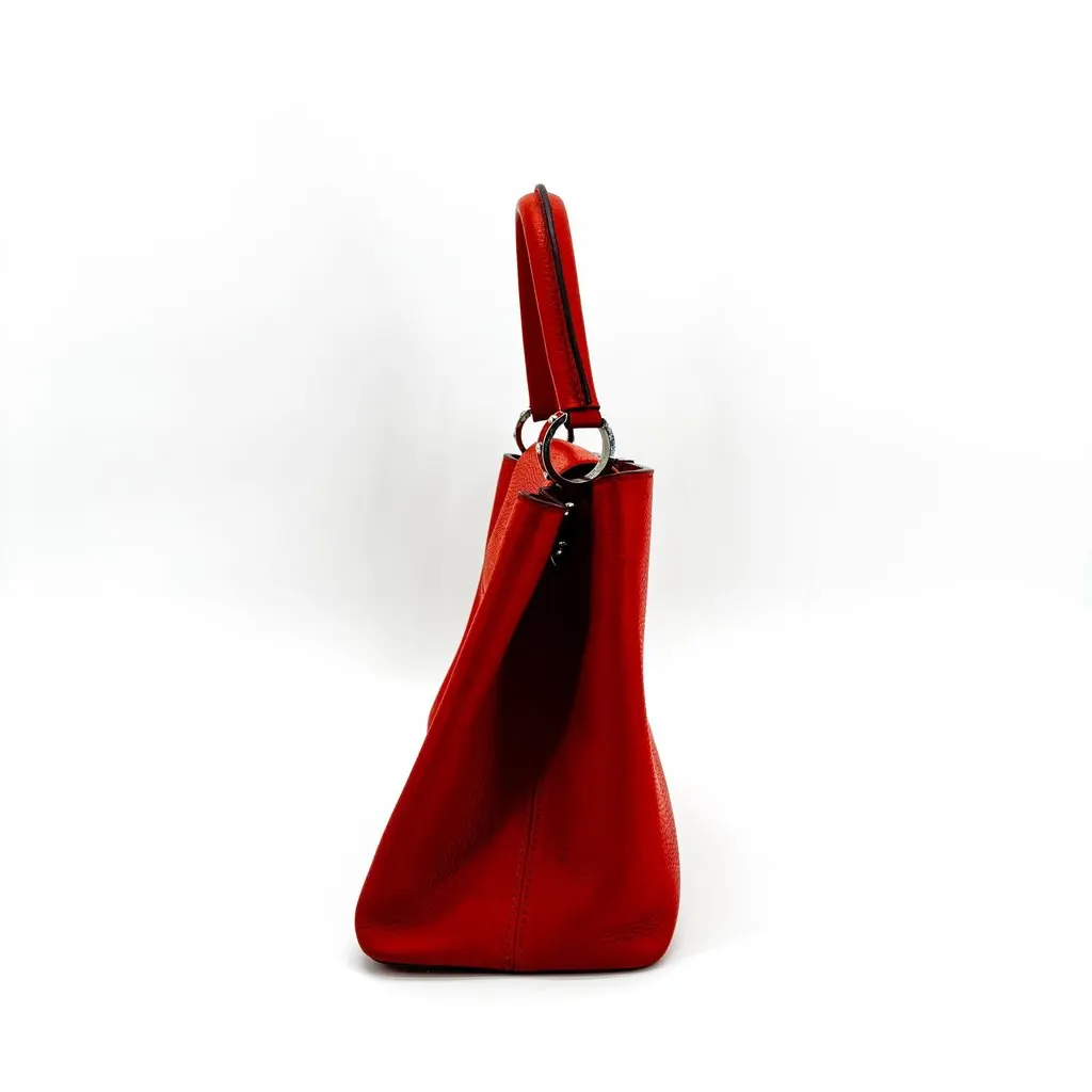 Louis Vuitton Capucines MM Taurillon Red Silver Hardware Red Leather Good - Inside View