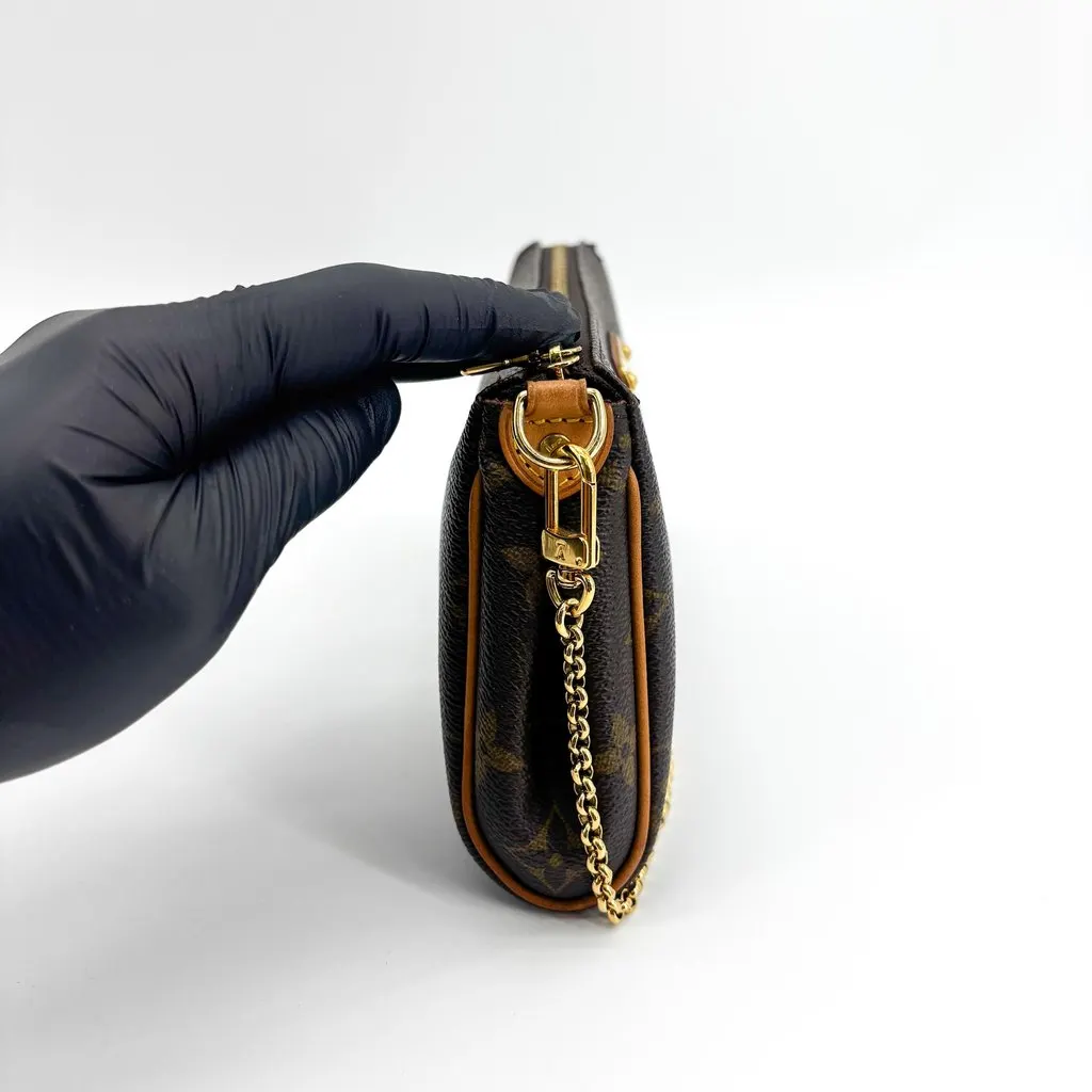 Louis Vuitton Monogram Eva Clutch Brown Canvas Good - Inside View