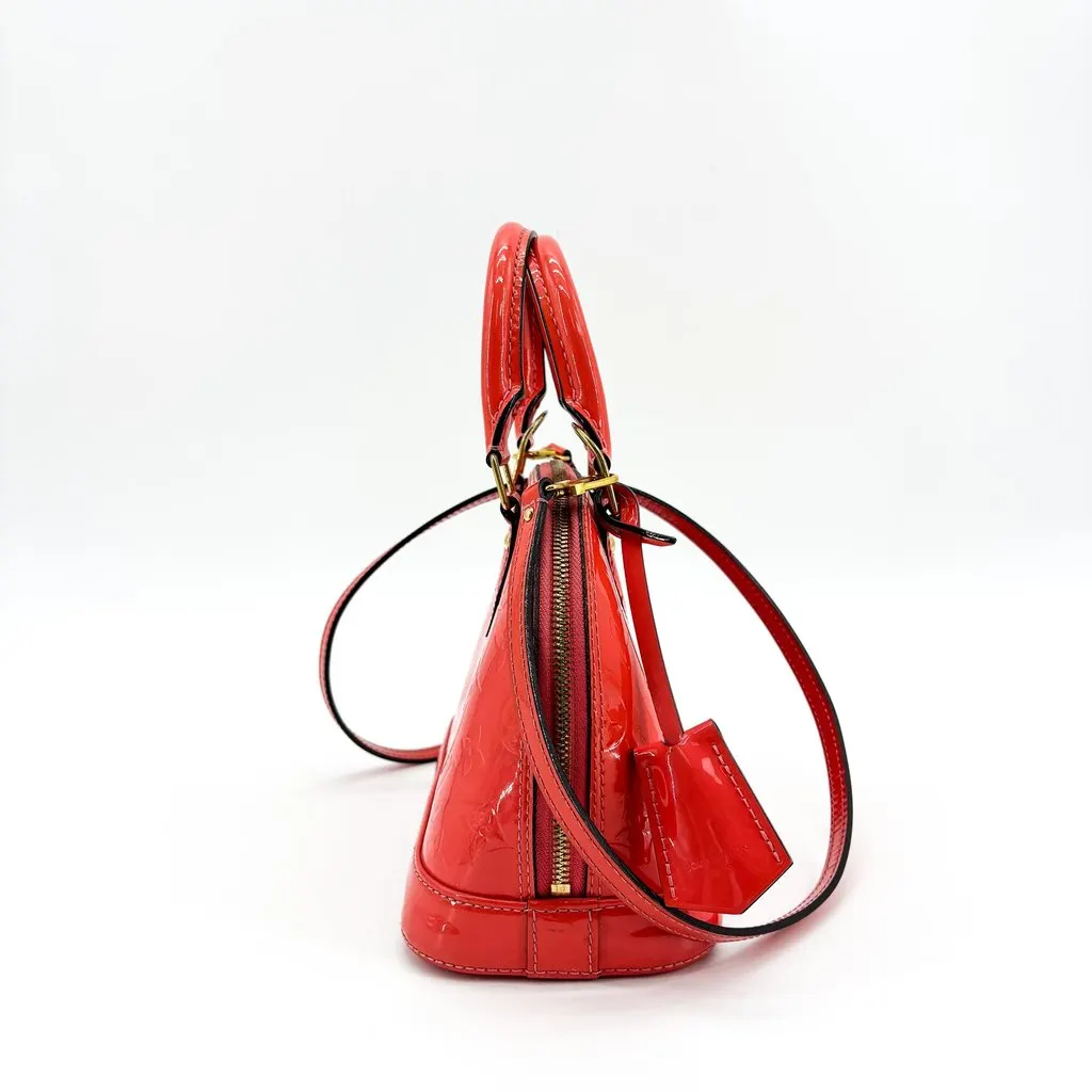 Louis Vuitton Alma BB Monogram Vernis Red Red Leather Good - Model View