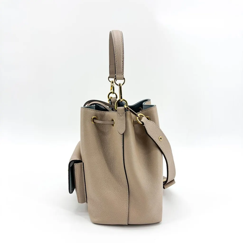 Louis Vuitton Lockme Bucket NV Galet Beige Leather Very good - Model View