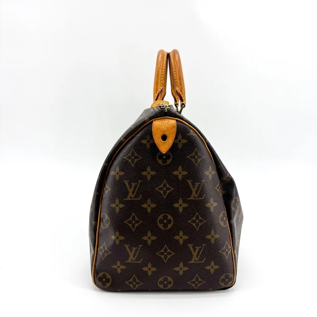 Louis Vuitton Monogram Speedy 35 Brown Canvas Good - Model View