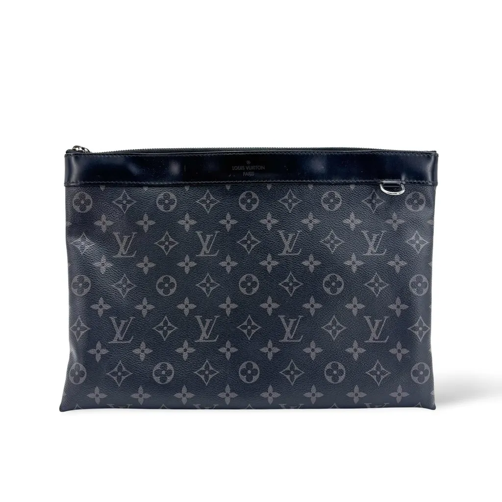 Louis Vuitton Pochette Discovery Monogram Eclipse Black Canvas Good - Front View