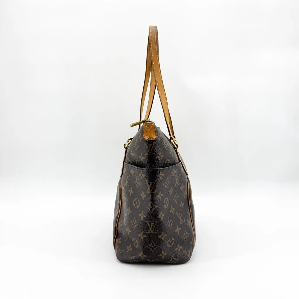 Louis Vuitton Monogram Totally MM Beige Canvas Good - Box View