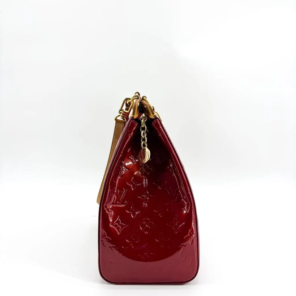 Louis Vuitton Monogram Vernis Brea GM Pomme D'Amour Red Leather Good - Box View