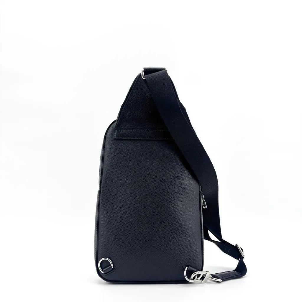 Louis Vuitton Avenue Sling Bag Taiga Noir Black Leather Good - Inside View