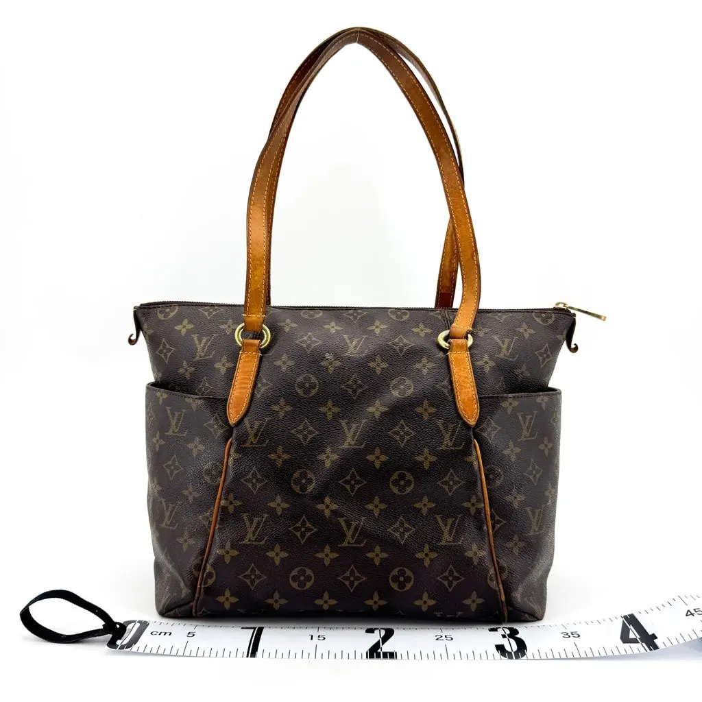Louis Vuitton Monogram Totally MM Beige Canvas Fair - Back View