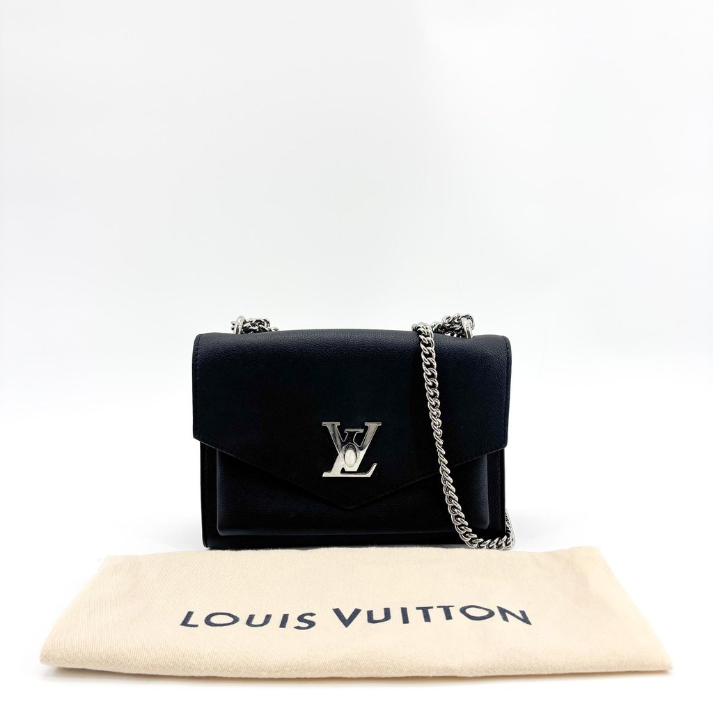 Louis Vuitton Lockme II BB Chain Shoulder Bag Navy Navy Smal