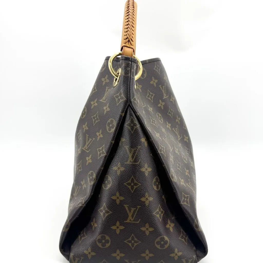 Louis Vuitton Artsy MM Monogram Beige Canvas Good - Inside View