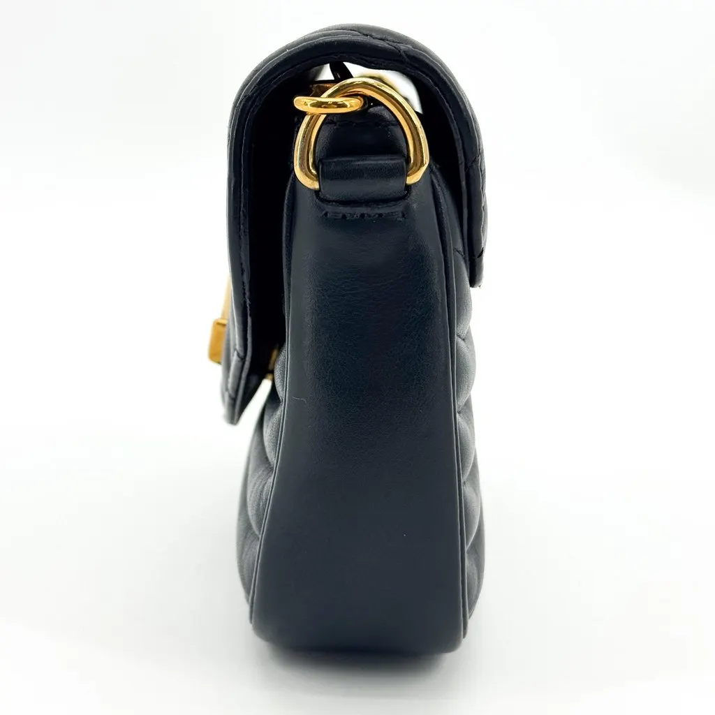Louis Vuitton New Wave Chain Bag PM Black Black Leather Good - Model View