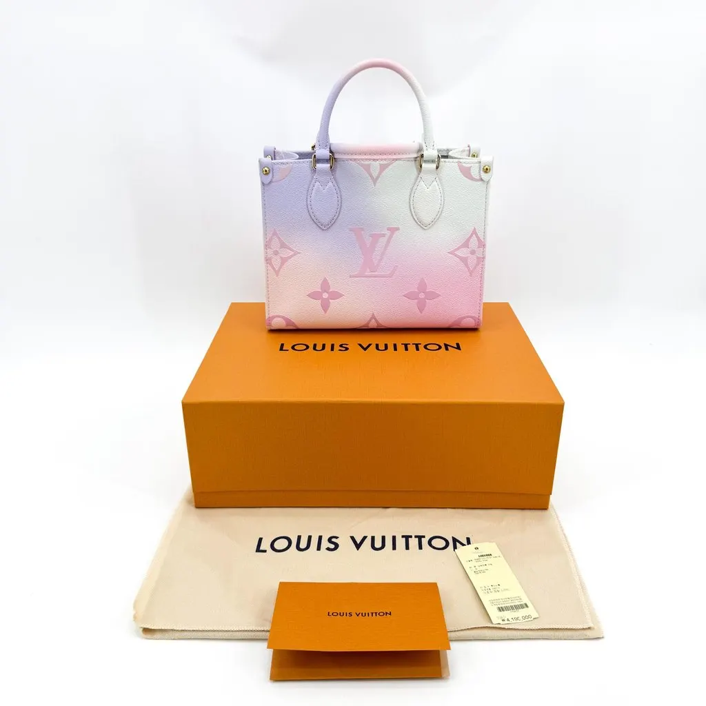Louis Vuitton Onthego PM Monogram Empreinte Guimauve MultiColor Leather Very good - Back View