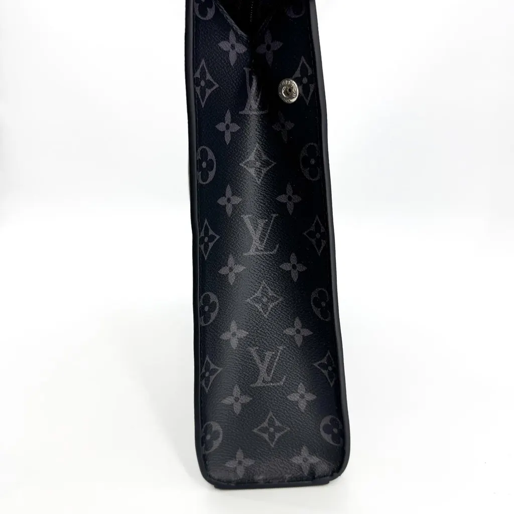 Louis Vuitton Explorer Briefcase Monogram Eclipse Black Black Canvas Very good - Model View