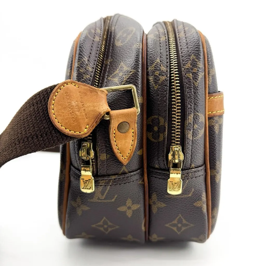 Louis Vuitton Monogram Compiegne 28 Clutch Bag Brown Brown Canvas Good - Model View