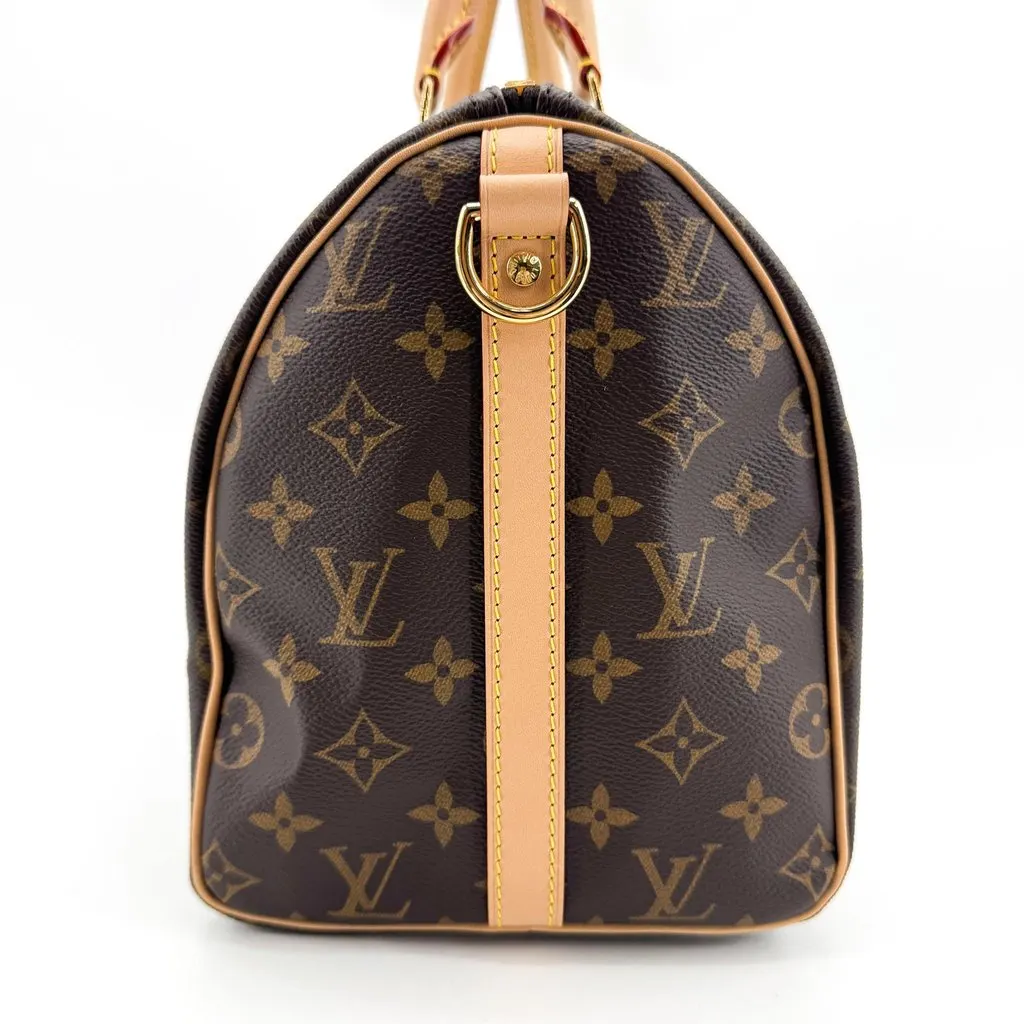 Louis Vuitton Monogram Speedy 30 Beige Canvas Very good - Model View