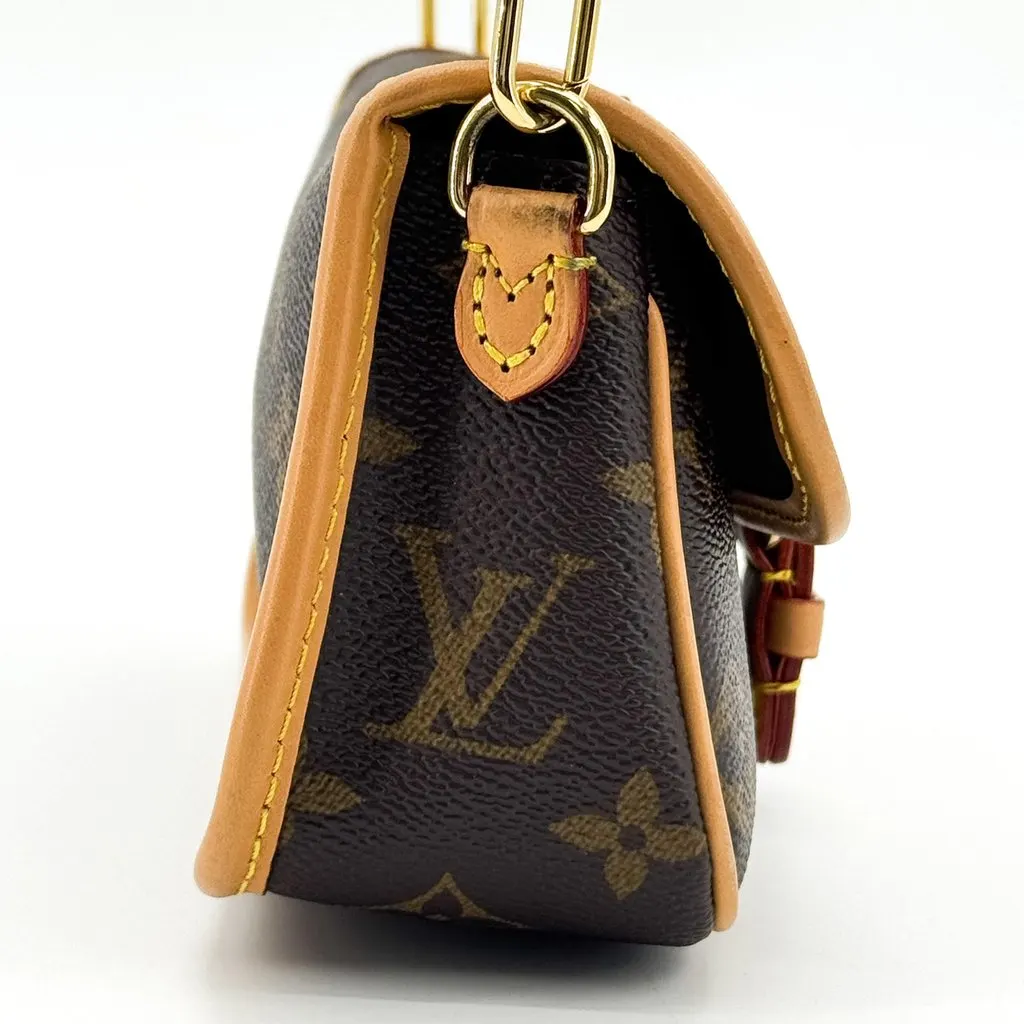 Louis Vuitton Monogram Mini Marelle Shoulder Bag Beige Canvas Very good - Box View