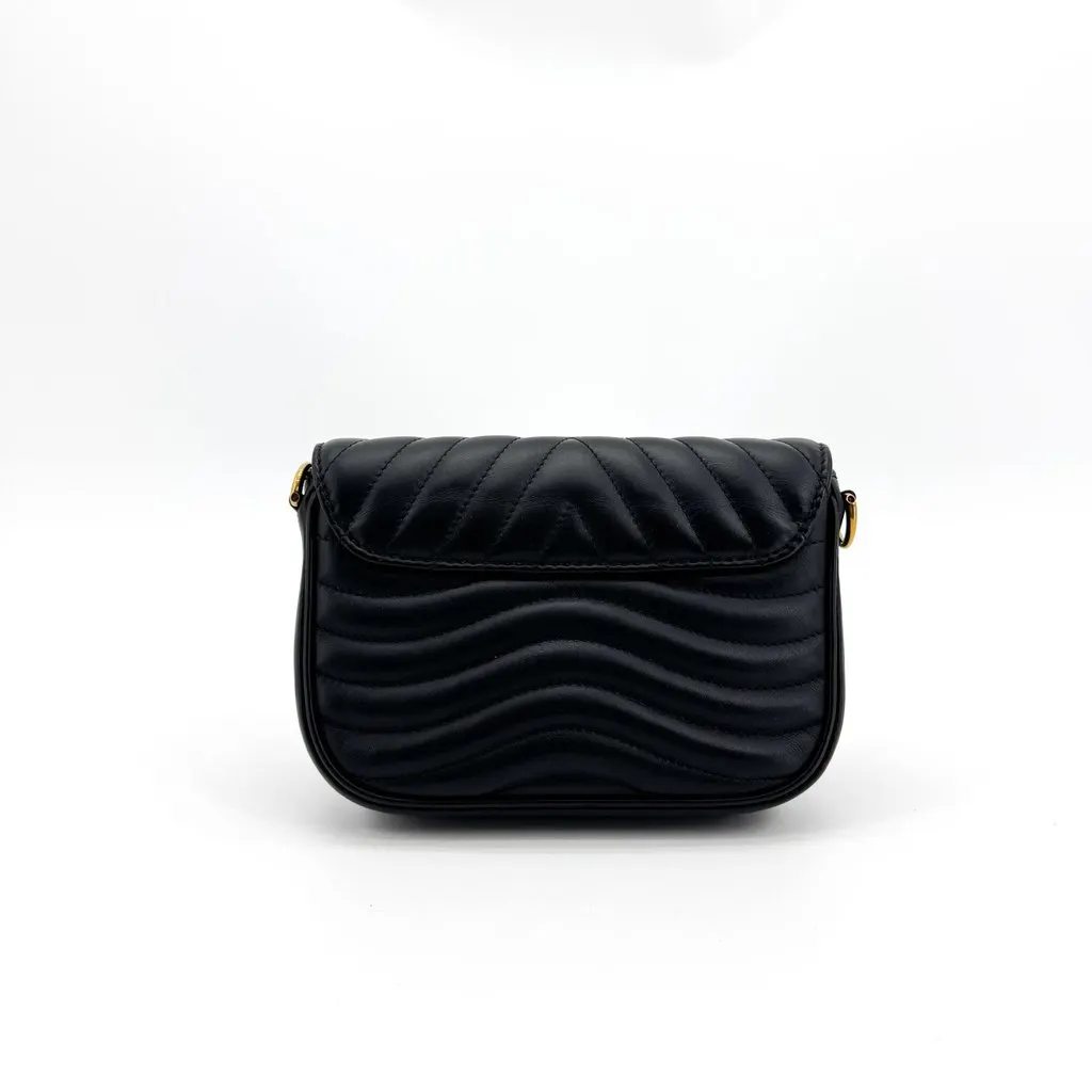 Louis Vuitton New Wave Chain Pochette Black Black Leather Good - Inside View