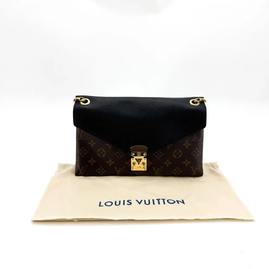 Louis Vuitton Monogram Victoire Shoulder Bag Black Black Canvas Very good - Back View