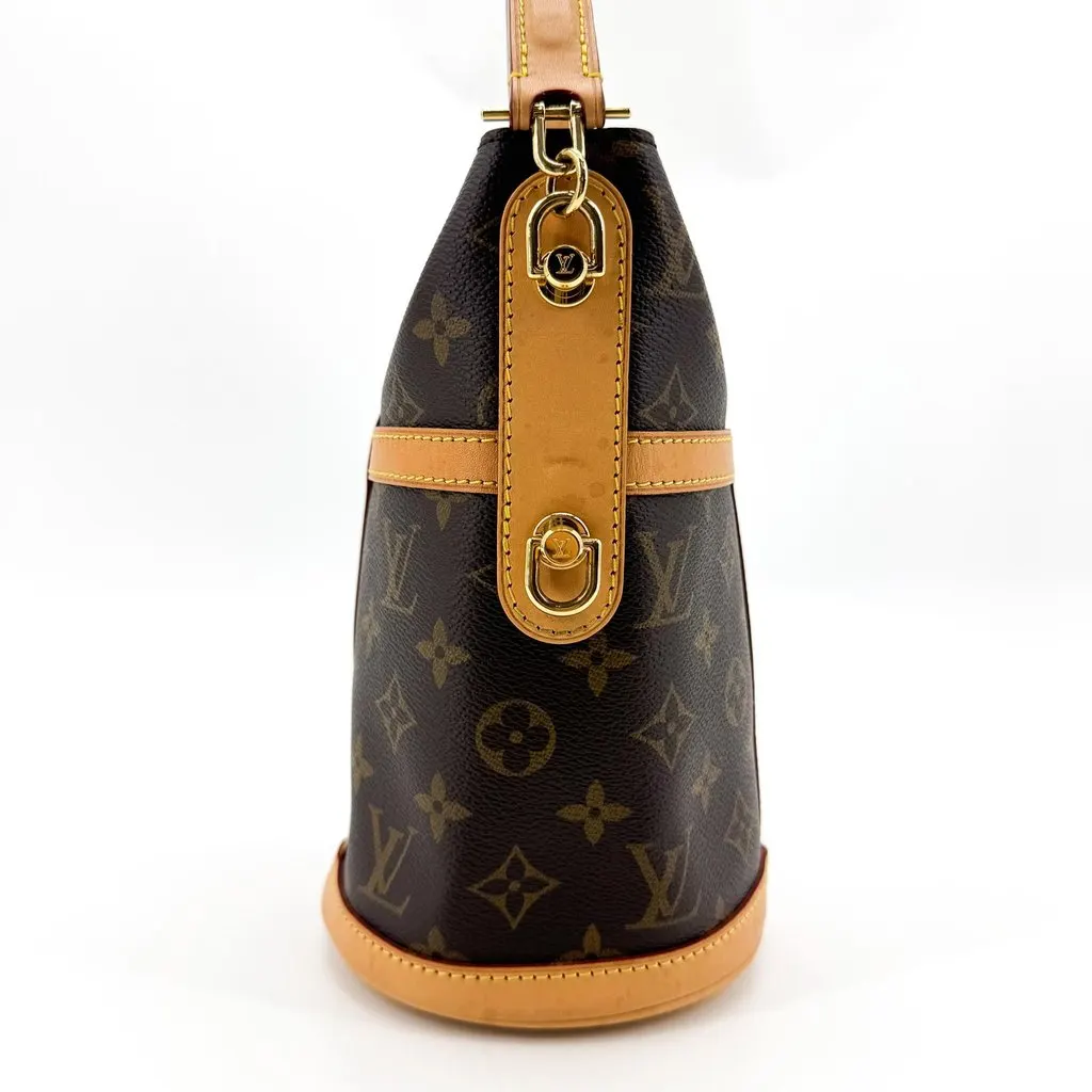 Louis Vuitton Monogram Duffle Bag Brown Beige Canvas Good - Model View