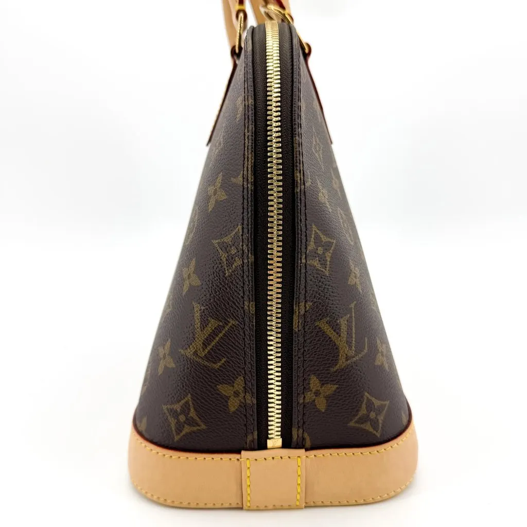 Louis Vuitton Alma PM Monogram Beige Canvas Very good - Model View