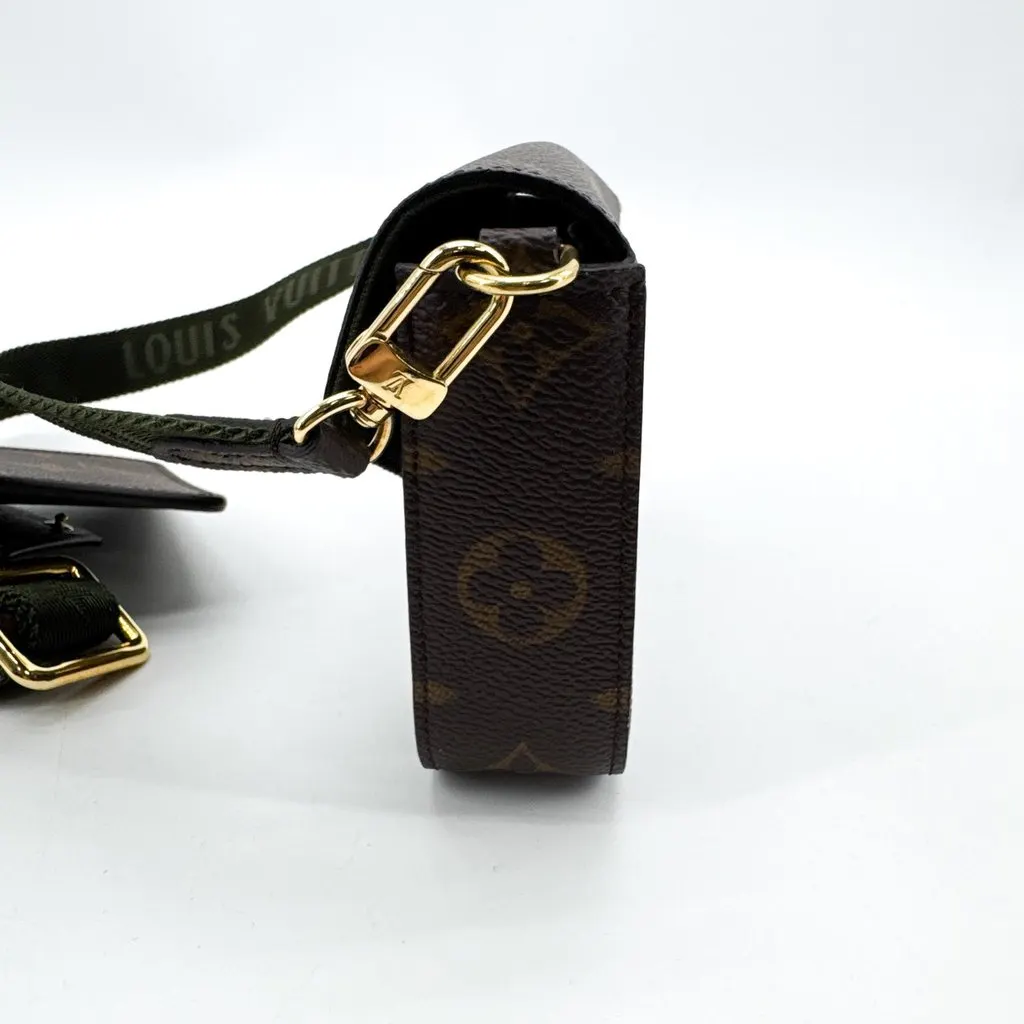 Louis Vuitton Monogram Pochette Felicie Brown Brown Canvas Very good - Model View
