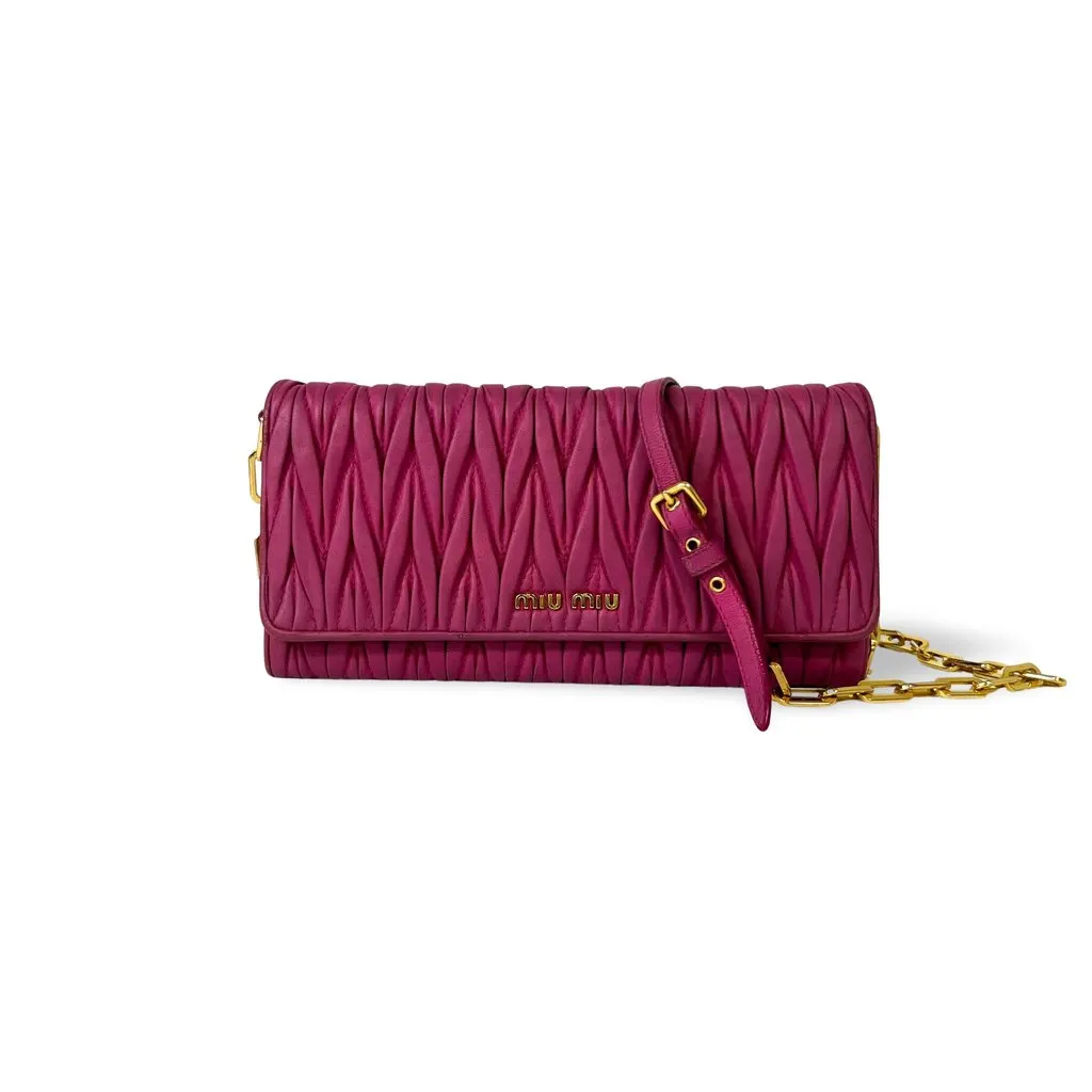 Miu Miu Matelassé Chain Shoulder Bag Pink Gold Hardware Pink Leather Good - Front View