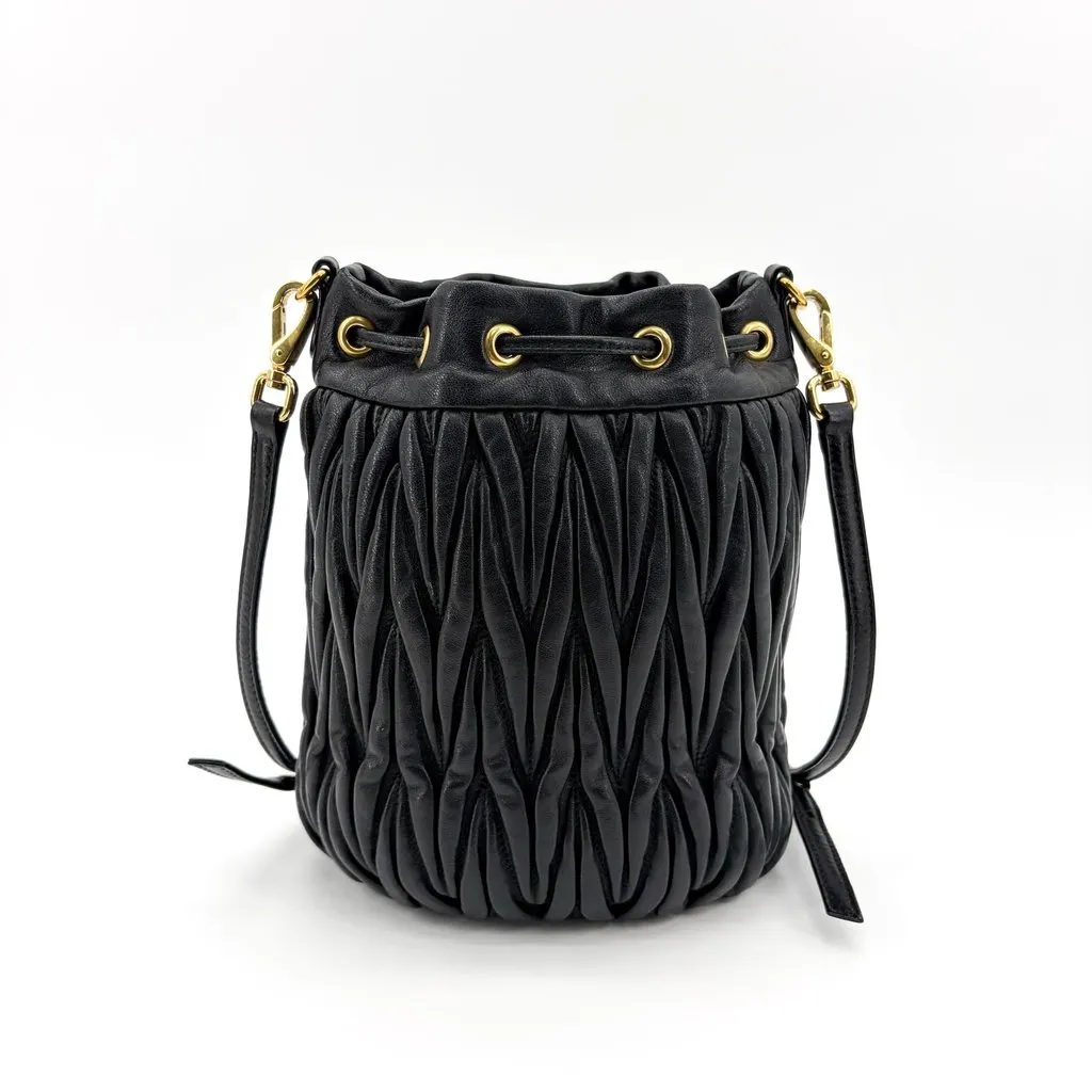 Miu Miu Matelassé Napa Leather Bucket Bag Black Black Leather Very good - Inside View