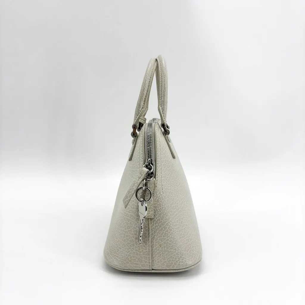 Maison Margiela 5AC Classic Baby Greige Beige Leather Good - Box View