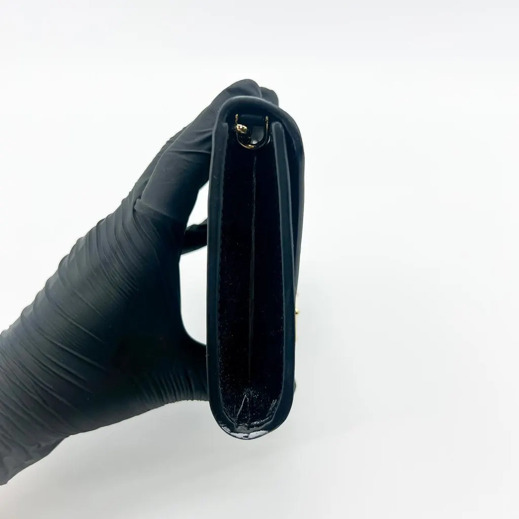 Prada Black Patent Clutch Bag MultiColor Leather Very good - Model View
