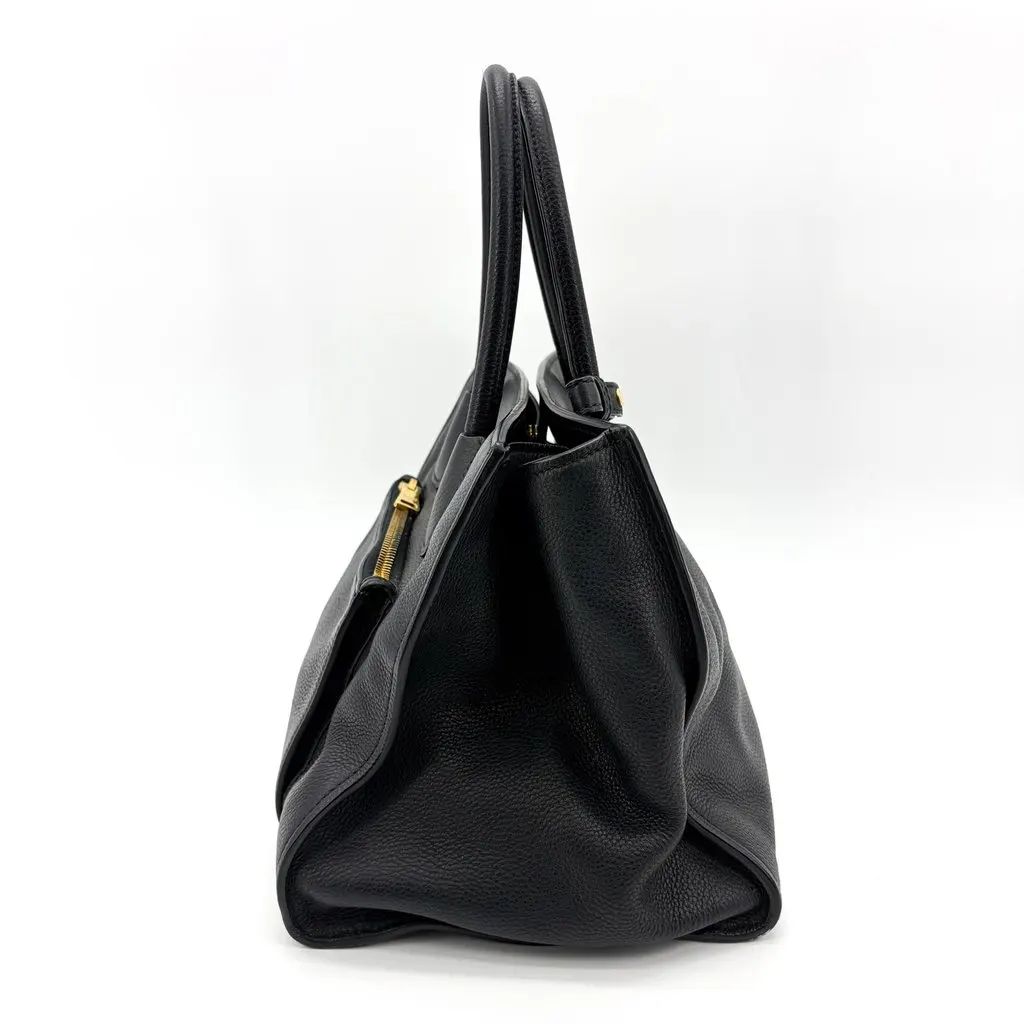 Prada Vitello Phoenix Tote Bag Black Black Leather Good - Model View