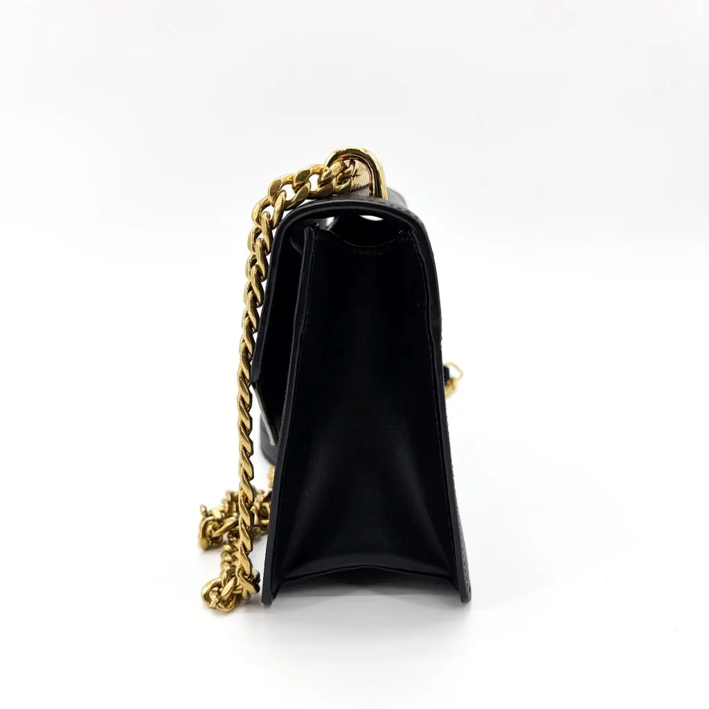Prada Saffiano leather chain shoulder bag black with gold hardware Black Leather Very good - Model View
