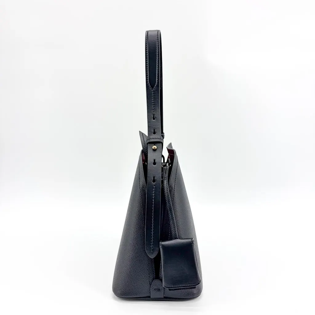 Prada Saffiano Cuir Shoulder Bag Black Black Leather Very good - Box View