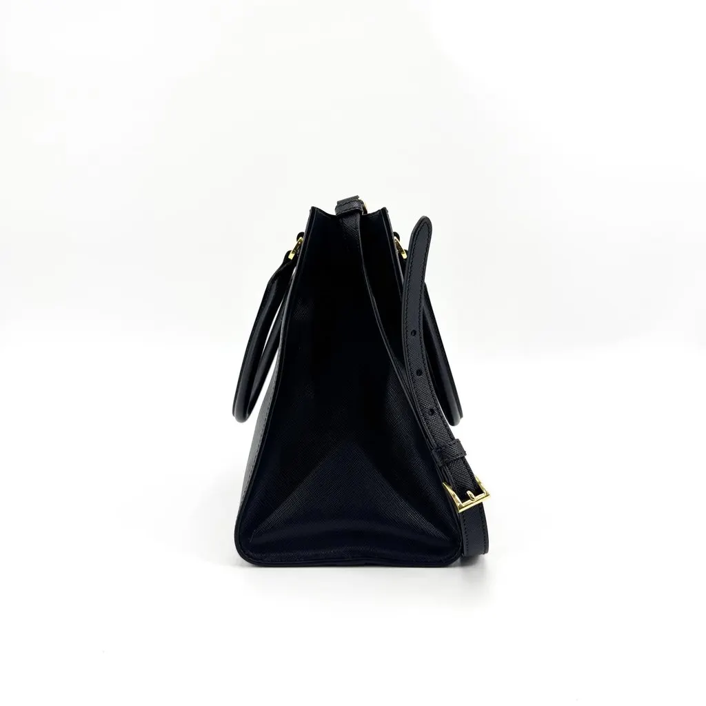 Prada Galleria Saffiano Leather Medium Bag Black Black Leather Very good - Model View