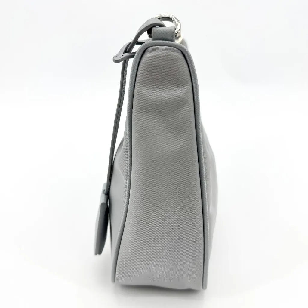 Prada Re-Edition 2005 Re-Nylon Shoulder Bag Gray MultiColor Polyamide Good - Model View