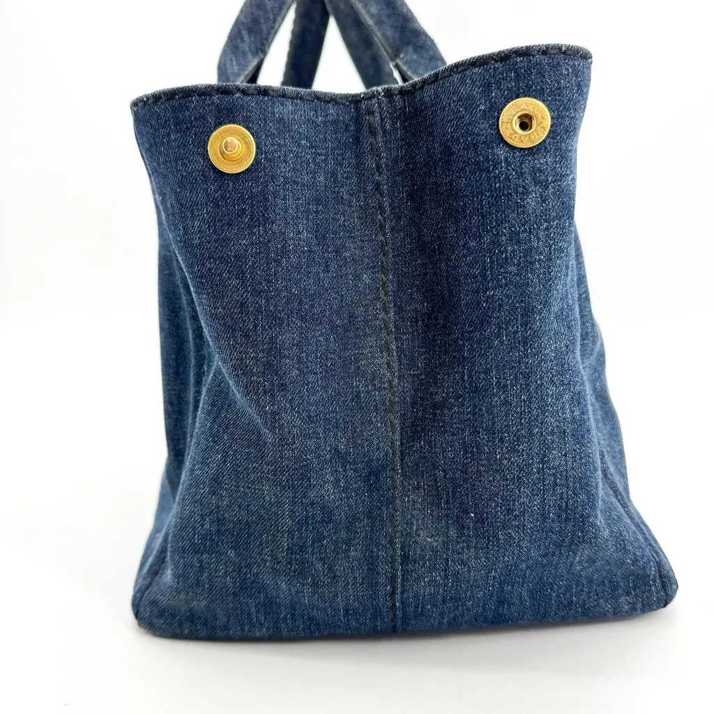Prada Canapa Denim Tote Bag Blue Blue Denim Good - Model View