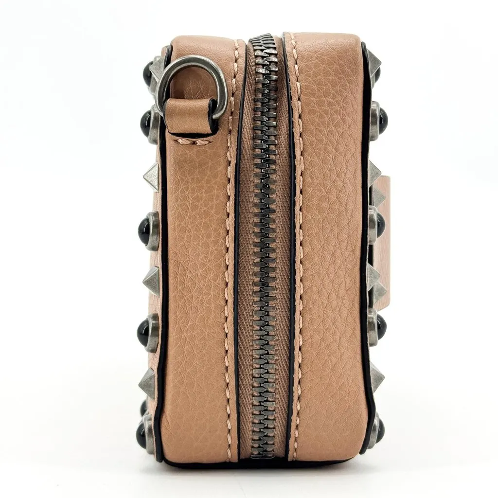 Valentino Garavani Rockstud Rolling Camera Bag Beige Beige Leather Very good - Model View