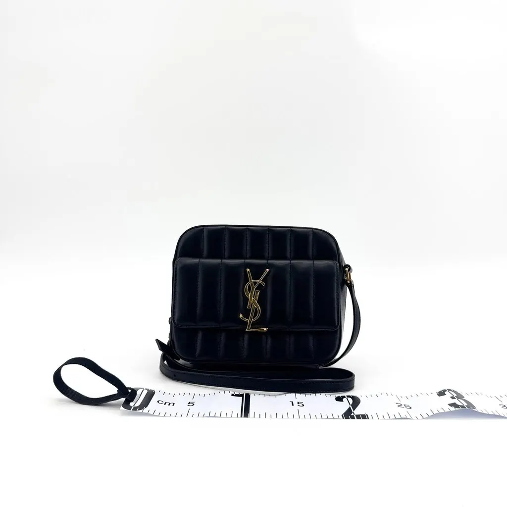 Saint Laurent  VICKY ミニバッグ Saint Laurent Small Vicky Camera Bag Black Gold Hardware Bla