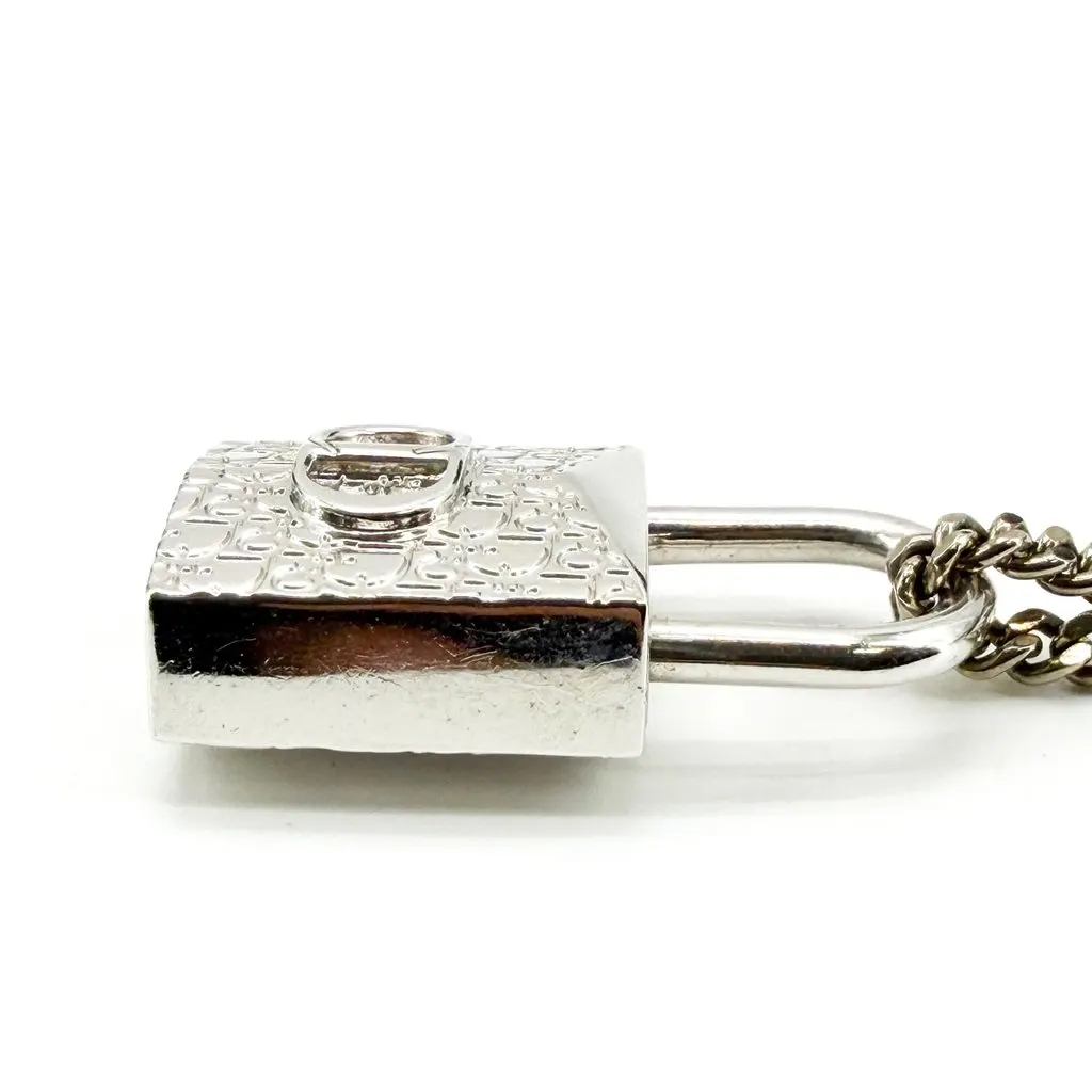 Dior Oblique Padlock Pendant Necklace Silver Silver Very good - Model View