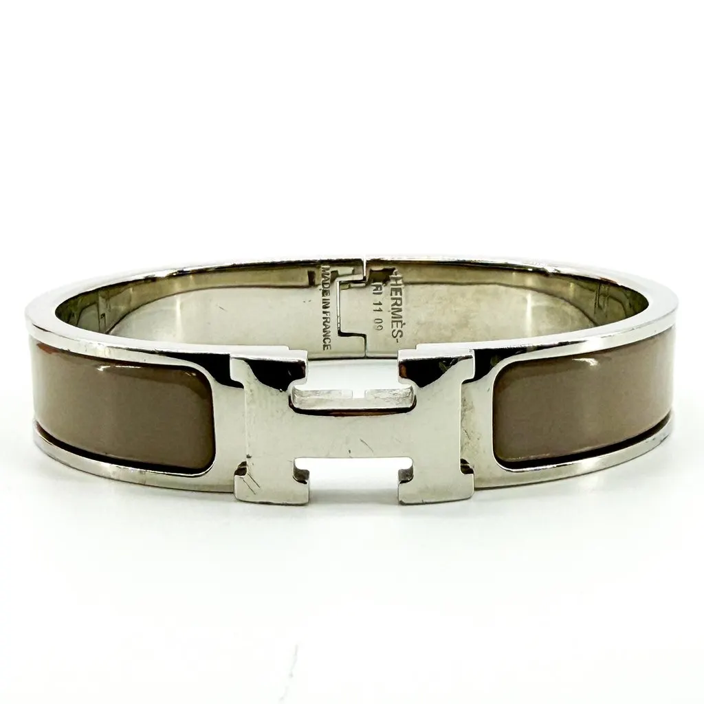 Hermès Clic H Silver Marron Glace Bracelet PM Brown Good - Model View