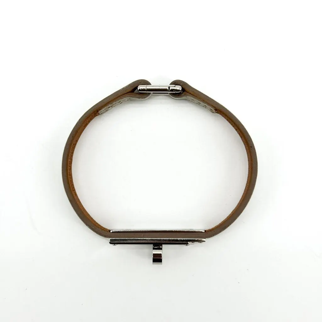 Hermès Kelly Single Tour Bracelet Gray Silver Hardware Silver Leather Very good - Model View