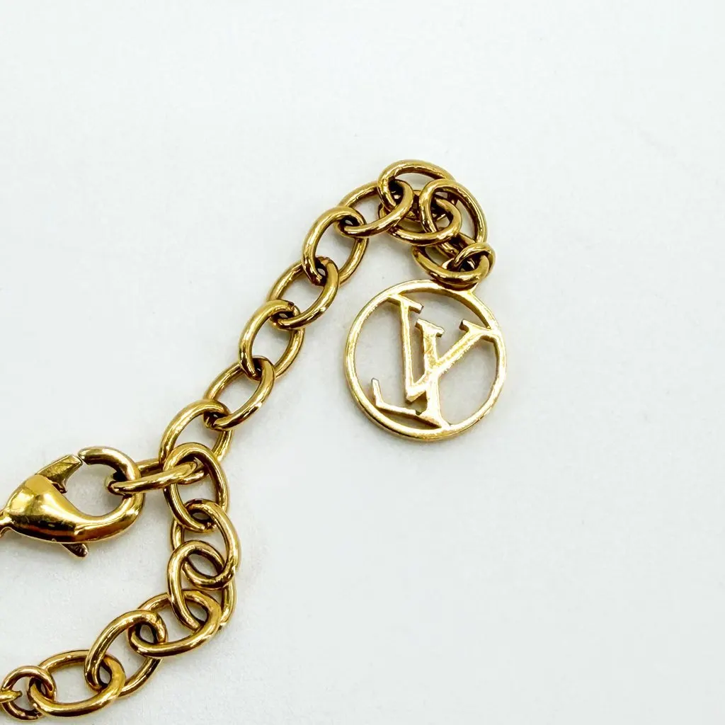 Louis Vuitton Idyll Blossom LV Pendant Yellow Gold Diamond Necklace Gold Diamond Good - Box View