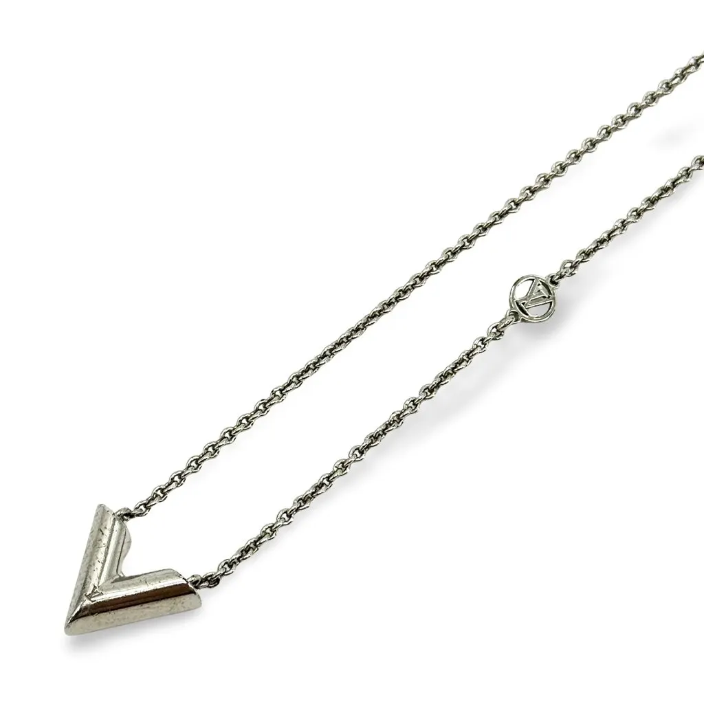 Louis Vuitton Essential V Necklace Silver Silver Fair - Front View