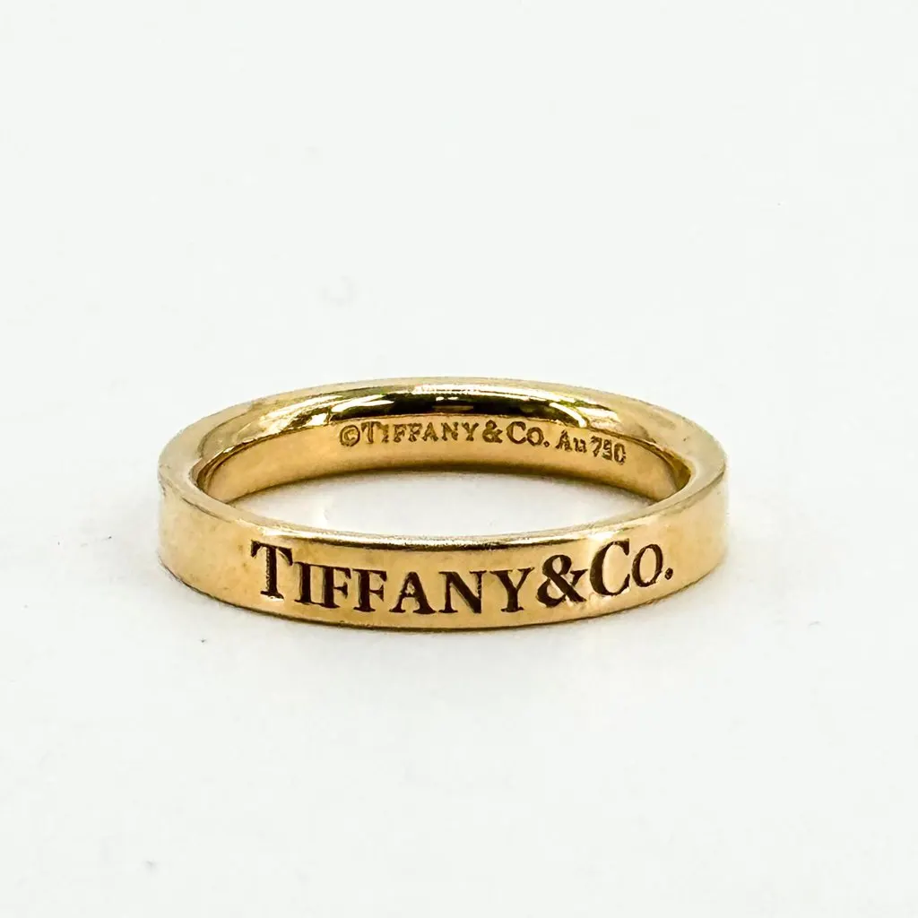 Tiffany & Co . Flat Band Ring Yellow Gold Gold Good - Model View