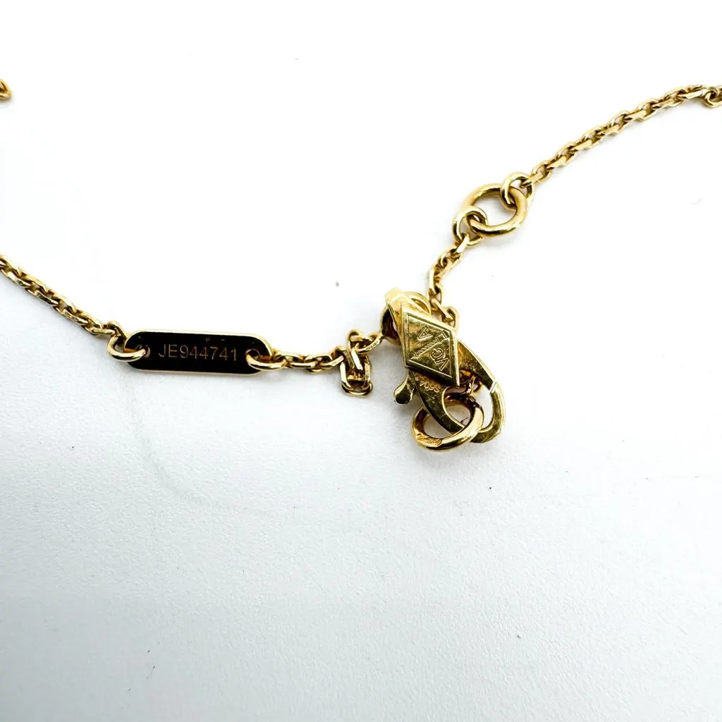 Van Cleef & Arpels Sweet Alhambra Pendant Yellow Gold Mother-of-Pearl Gold Good - Box View