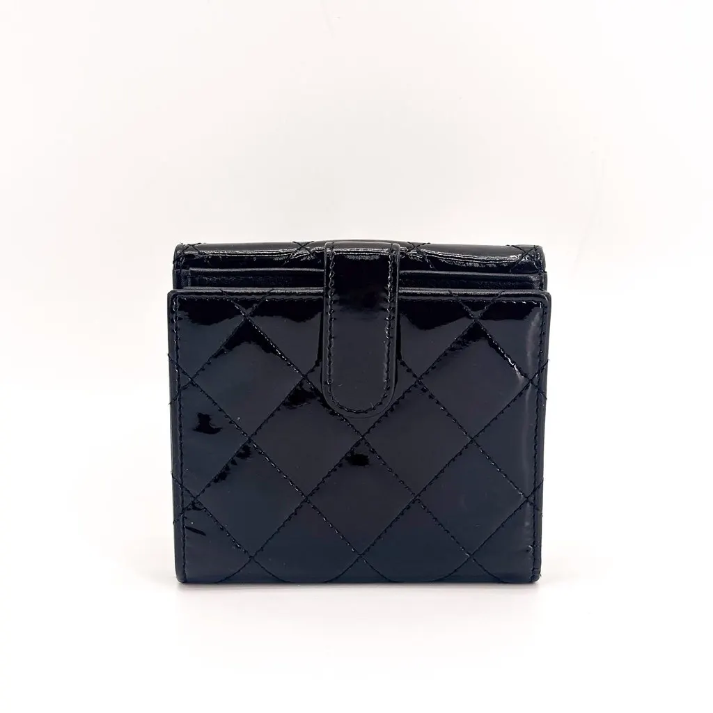 Chanel Classic Small Flap Wallet Patent Black Gold Hardware Black Leather Very good - Inside View