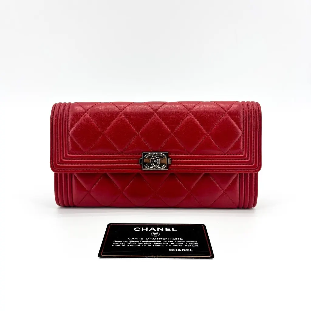 Chanel Boy Chanel Flap Long Wallet Silver Hardware Red Red Leather Good - Back View