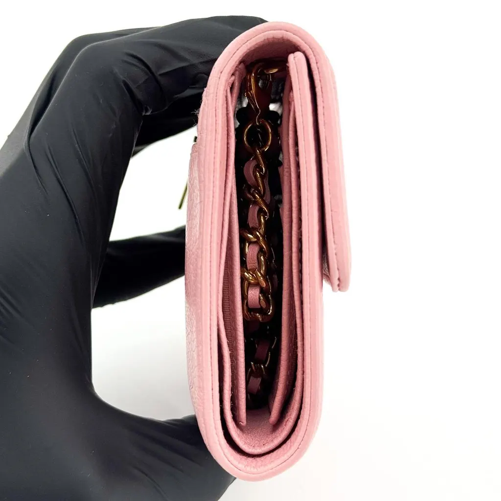 Chanel Timeless Coco Mark Small Flap Wallet Pink Pink Leather Very good - Model View