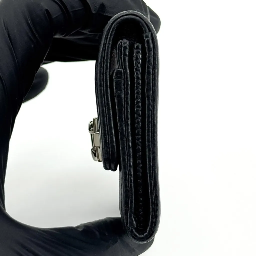 Chanel Boy Chanel Chevron Flap Card Holder Black Black Leather Very good - Model View
